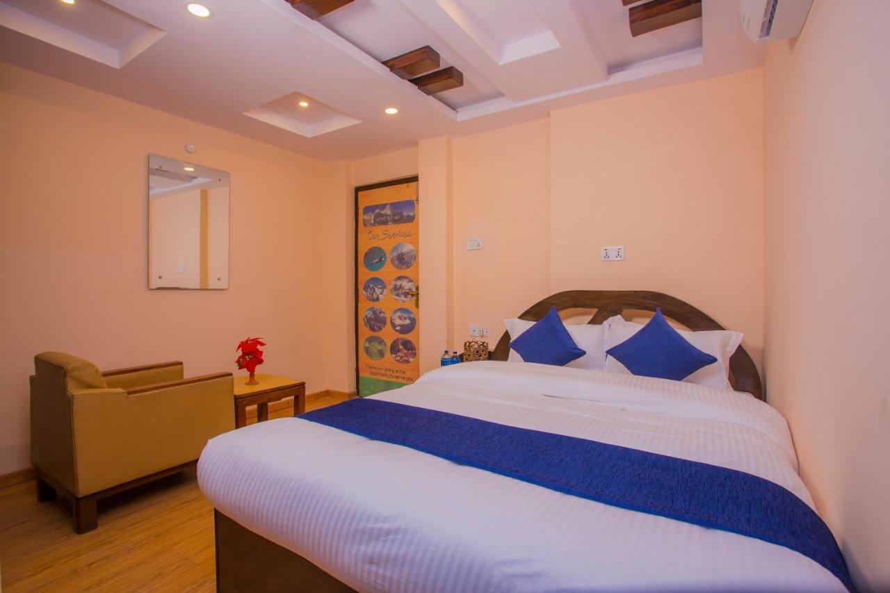 Oyo Hotel Antique Kutty Katmandu Kültér fotó