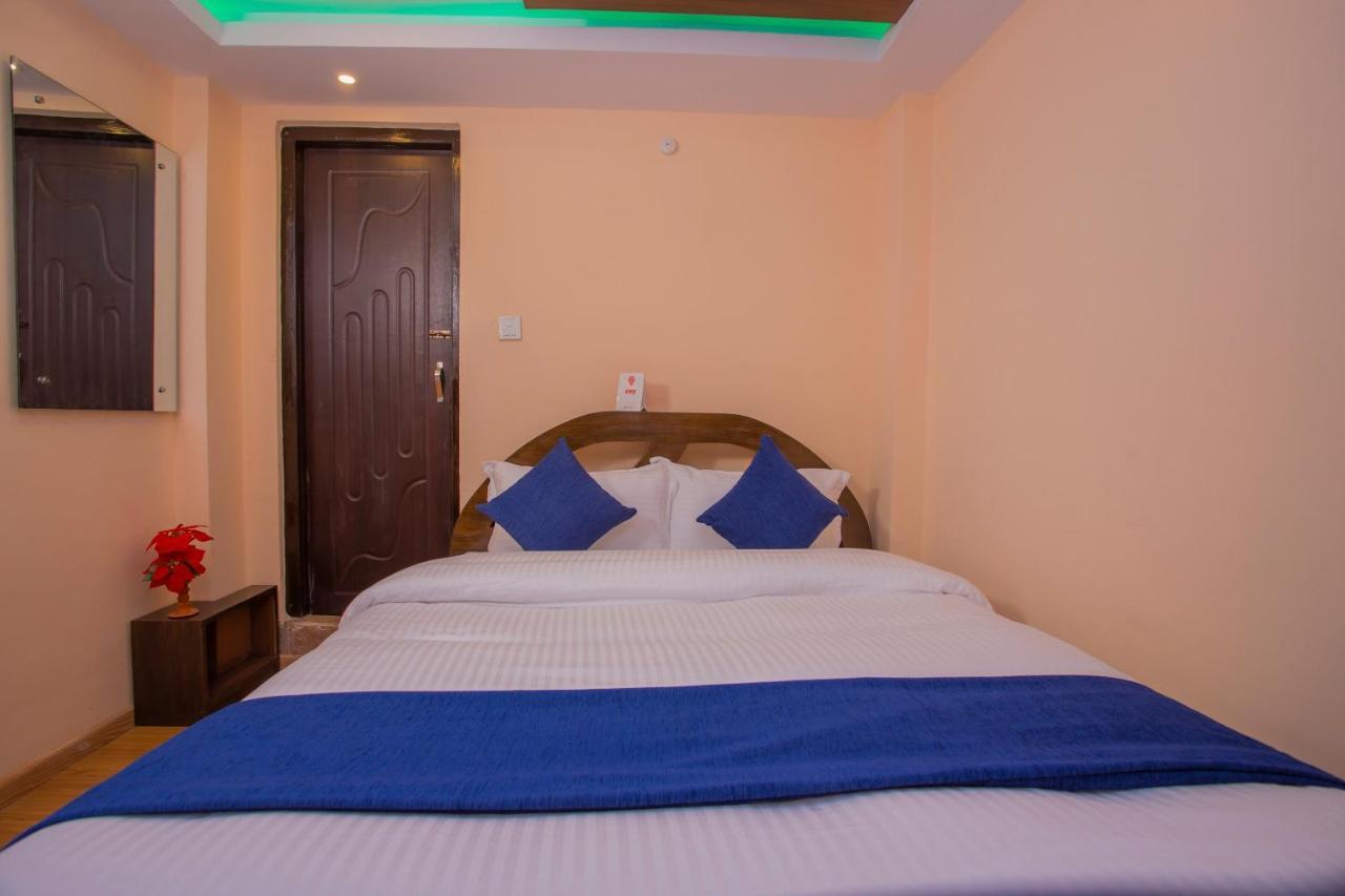 Oyo Hotel Antique Kutty Katmandu Kültér fotó