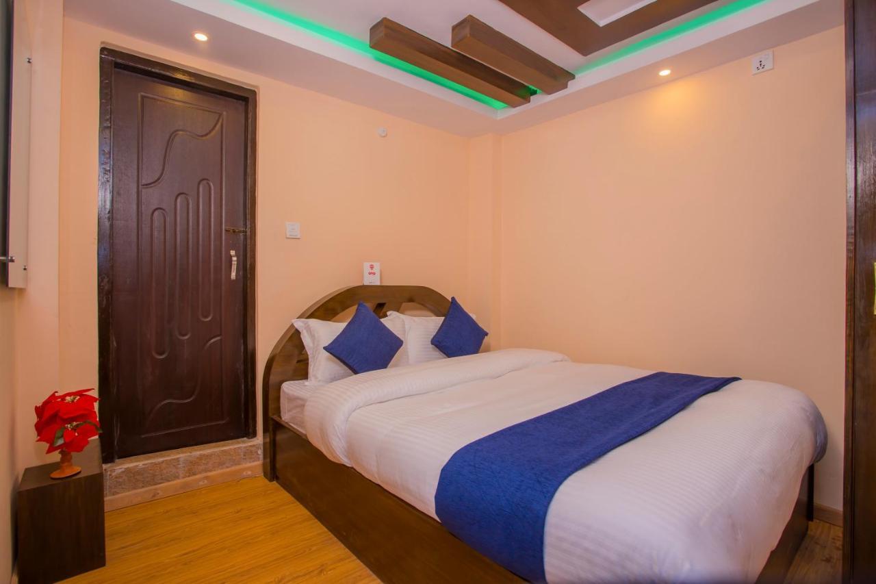 Oyo Hotel Antique Kutty Katmandu Kültér fotó